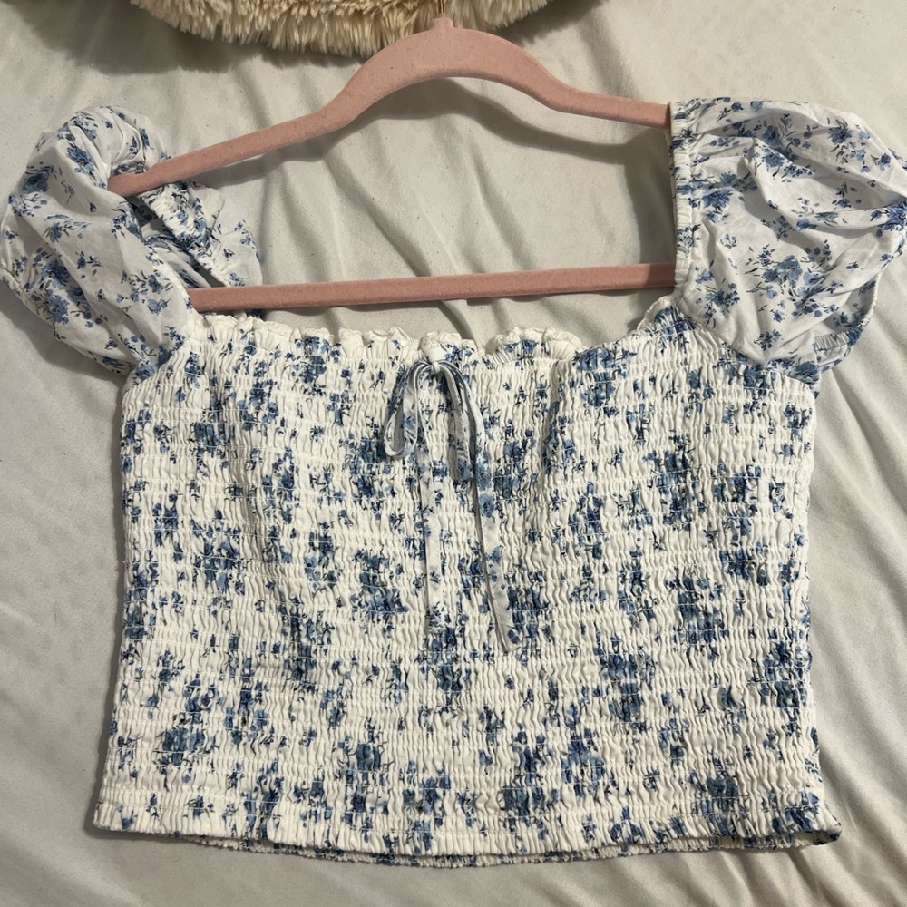 Floral Smocked Puff Sleeve Top